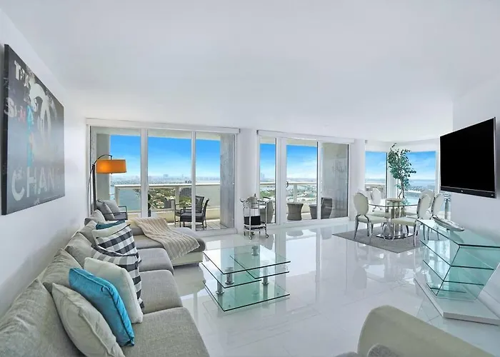 Spectacular! Penthouse With Direct Water Views!